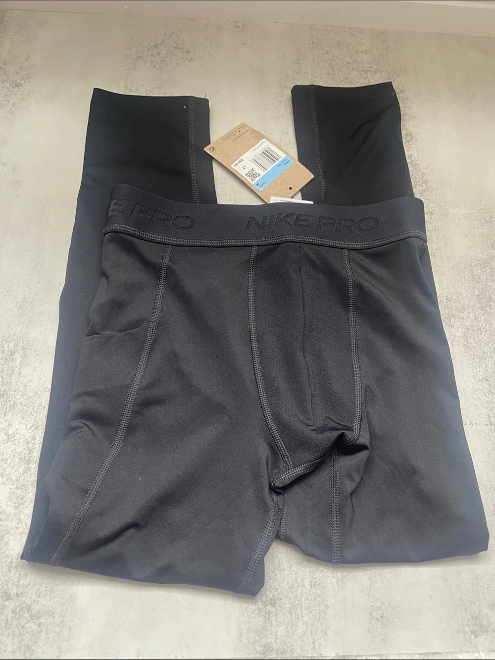Nike Black Boys Medium Leggings with White Swoosh